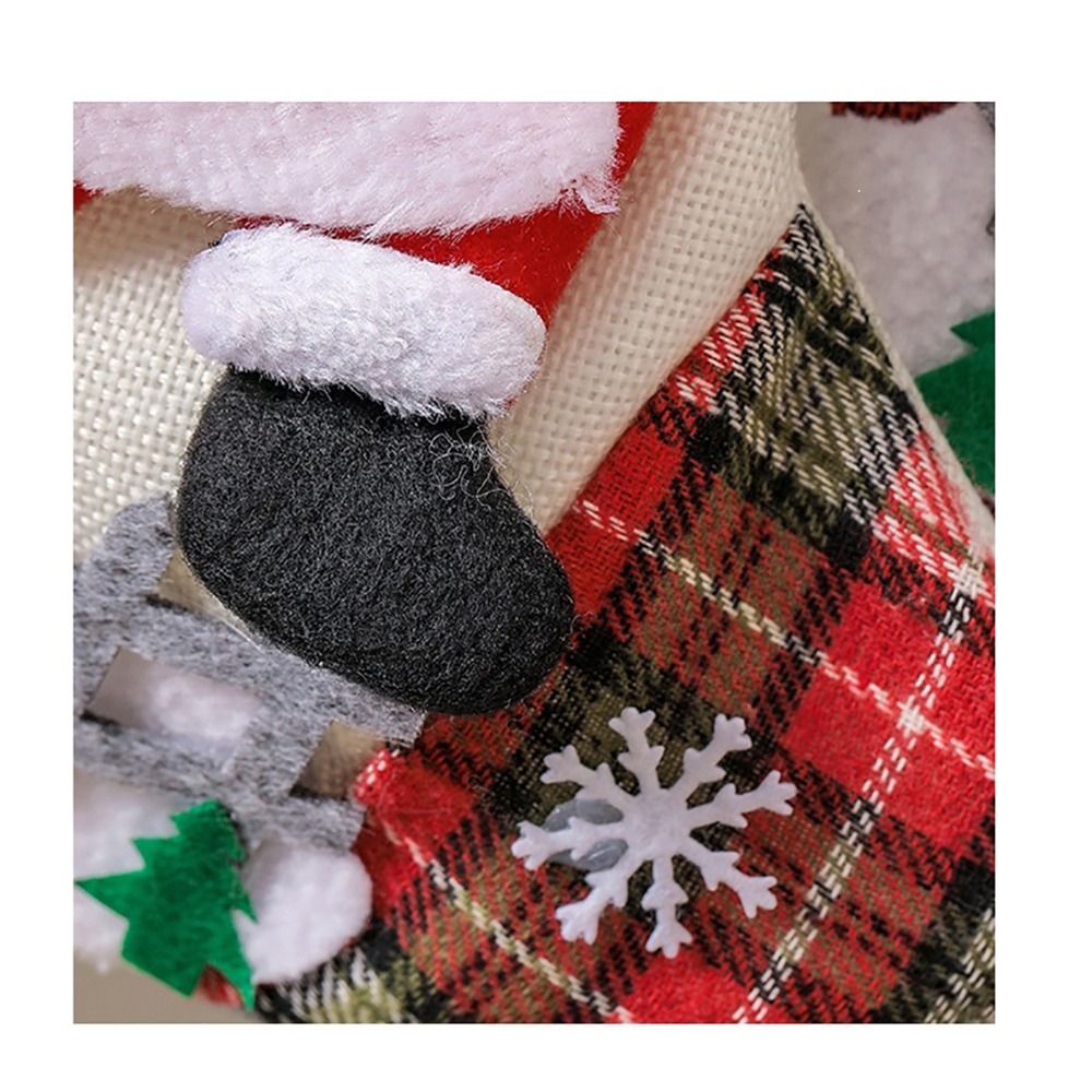 マルチカラーのクリスマスストッキング、雪だるま、鹿、クマ、漫 - Christmas Stocking Hanging のレビューと価格
